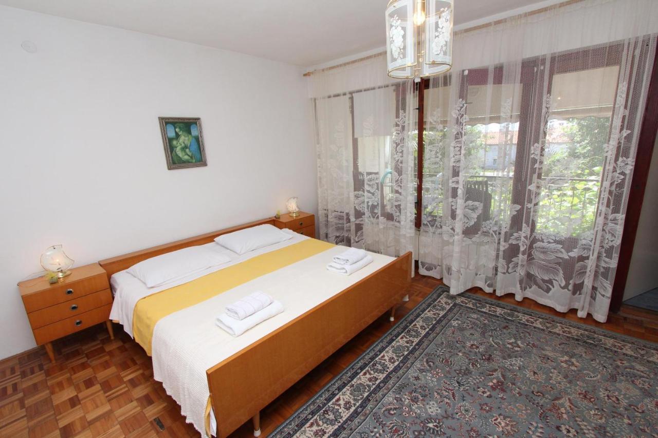 Rooms And Apartments Dino Rovinj Exterior foto