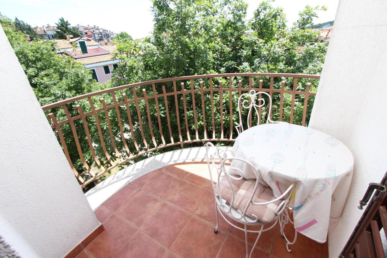 Rooms And Apartments Dino Rovinj Exterior foto